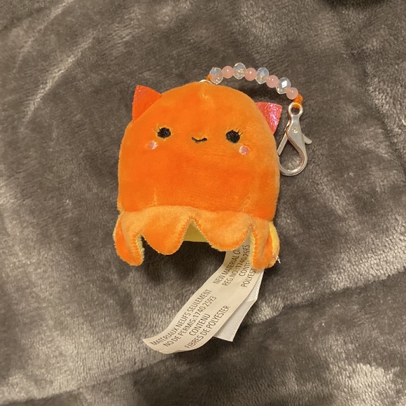 MYSTERY MICRO SQUISHMALLOW KEYCHAINS - Picture 2 of 10